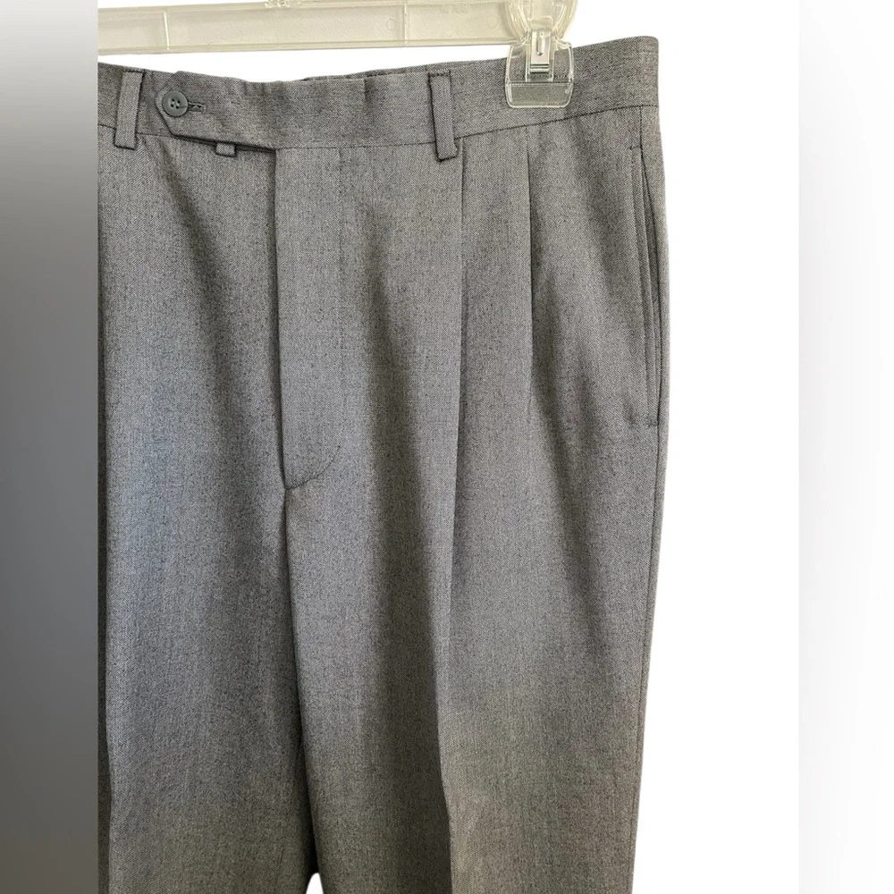 Men’s Vintage Bernard Zins Paris Pleated & Cuffed wool dress pants Size 36